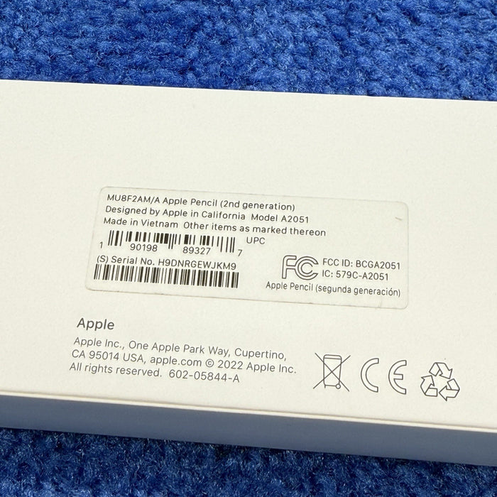 6847658