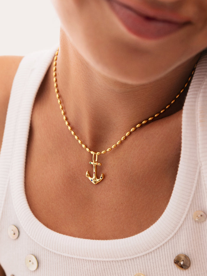 Charm Ancla Baño Oro
