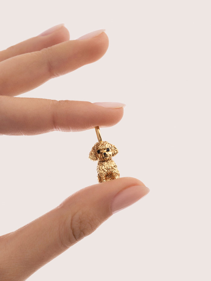 Charm Caniche Toy Baño Oro