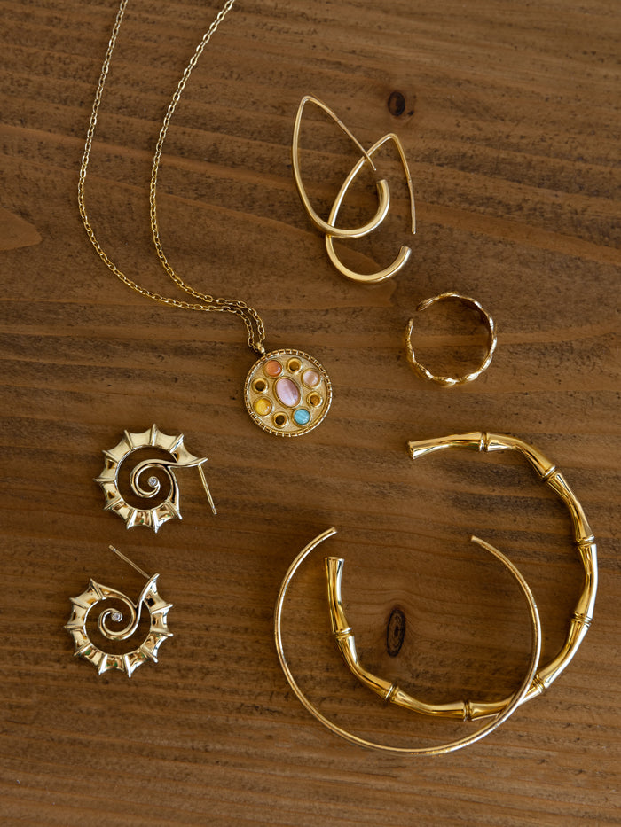 Collar Medallion Five Stones Acero Baño Oro