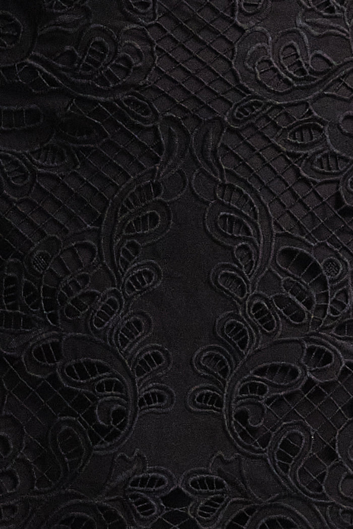 SWATCH:BLACK