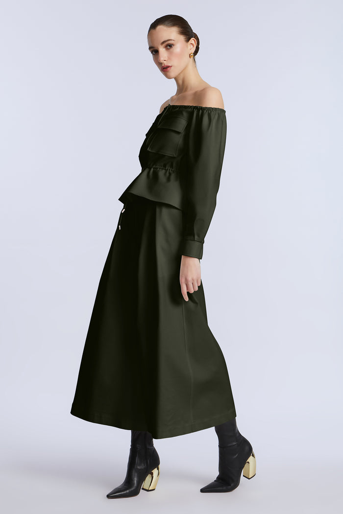 Pleated Front Crop Pant
