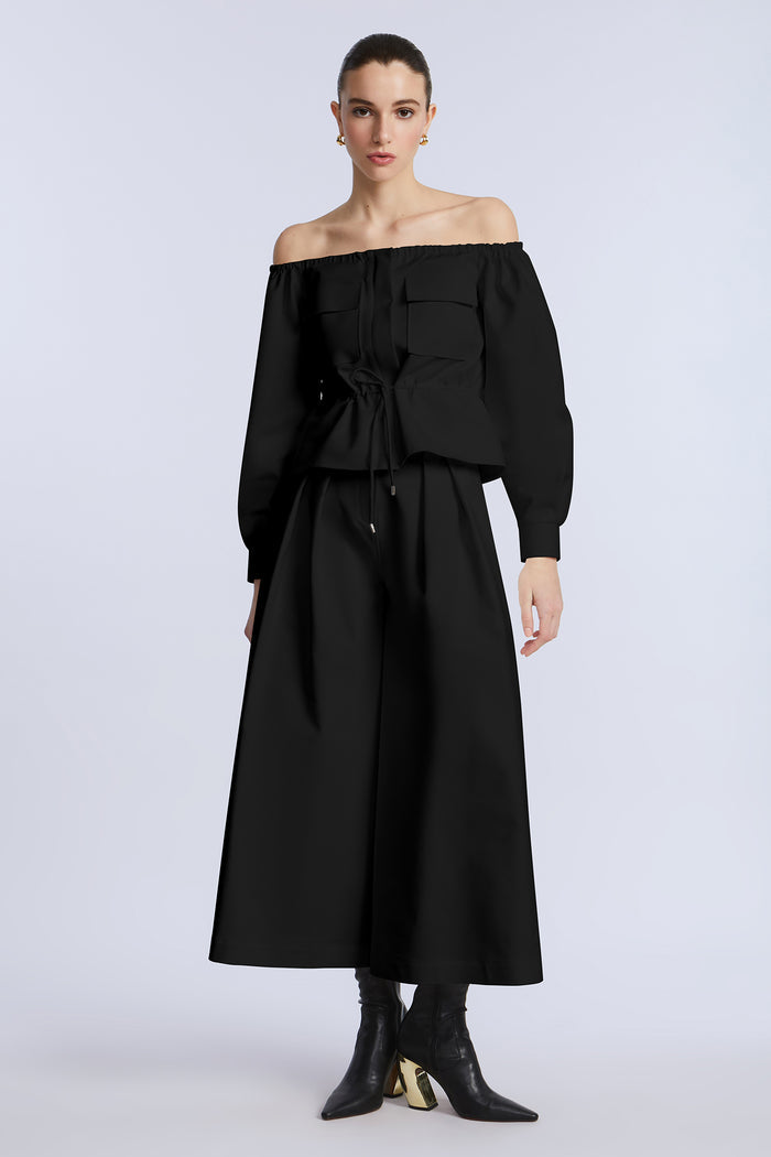 Pleated Front Crop Pant