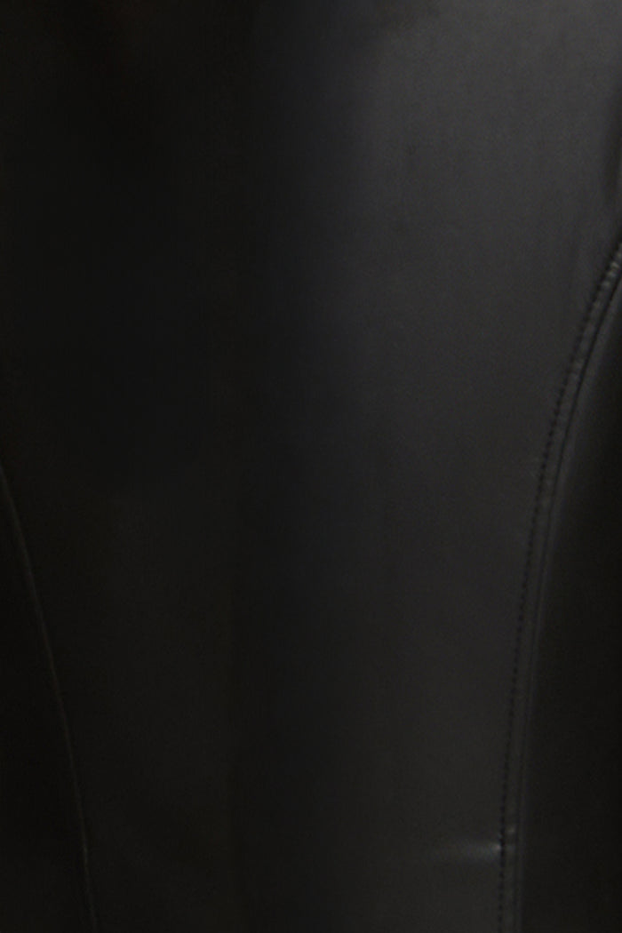 SWATCH: BLACK