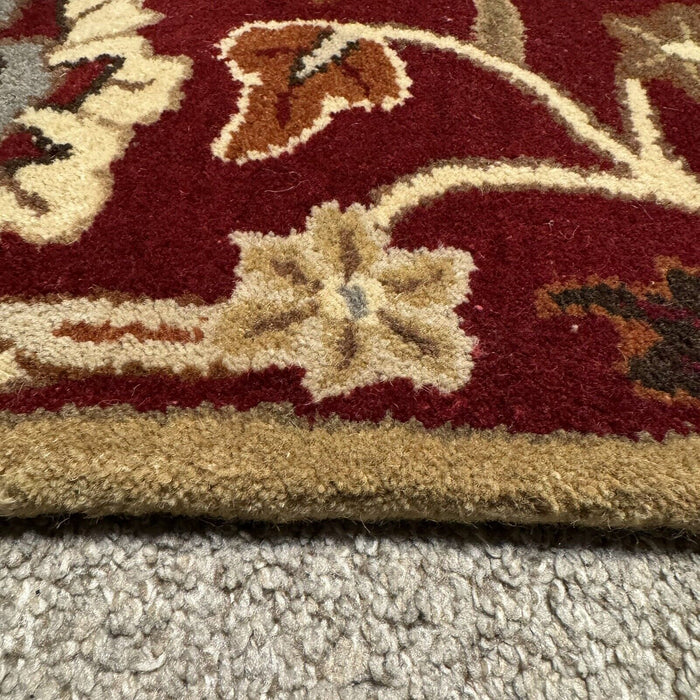 5804885