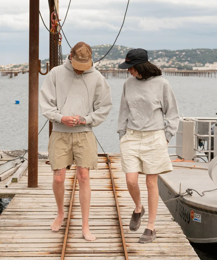 THE CLASSIC HOODIE Sweatshirts X-SMALL / HEATHER GREY - BRUT Clothing
