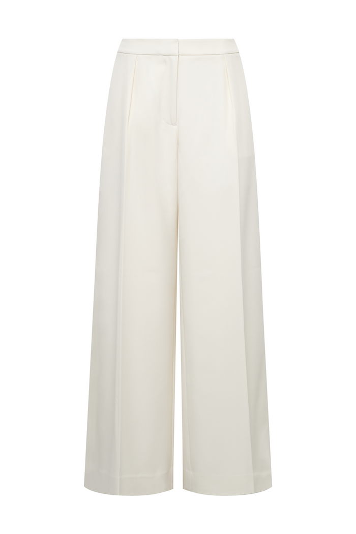 Tina Pant